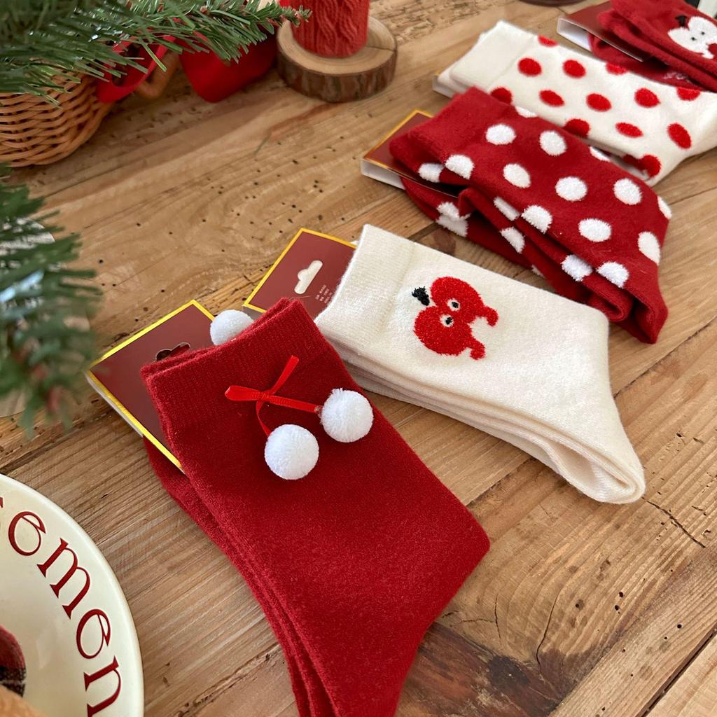 Songmu Benming Year Red Polka Dot Women's Socks - Autumn/Winter Joyful New Year Pile Socks