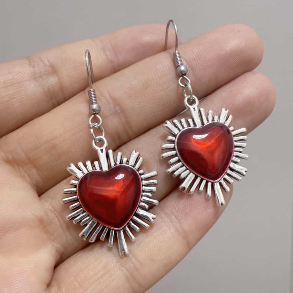 Gothic Romantic Handicrafts Silver Color-edged Red Black Sacred Heart Dangle Earrings Necklace for Women Halloween Party Jewelry