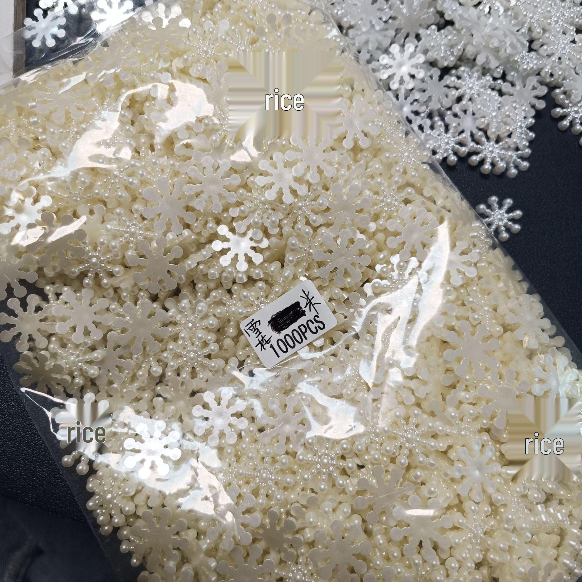 1.5 cm Imitation Pearl Snowflake Christmas Tree Decoration in Beige and White - Handmade DIY Pipe Cleaner Ornament.