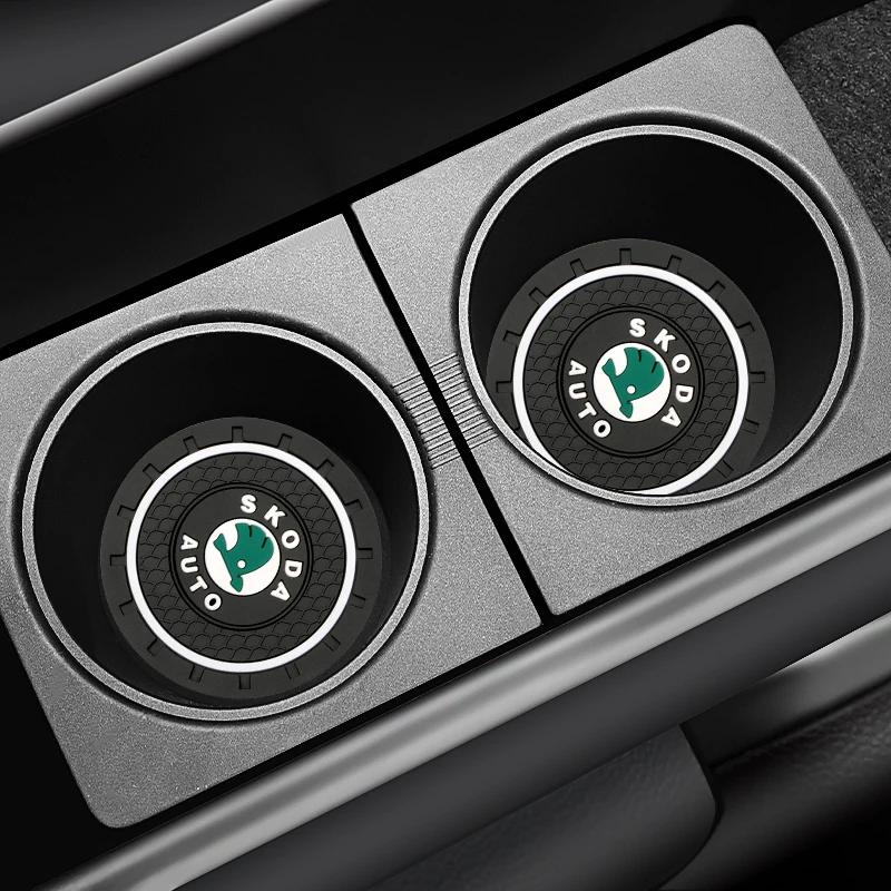 WMZW4 2pcs Carbon fiber Car Coasters Non-Slip Pad Water Cup Drink Mat For Skoda Octavia A5 A2 VRS Vision Kodiaq Rapid Fabia VII Superb