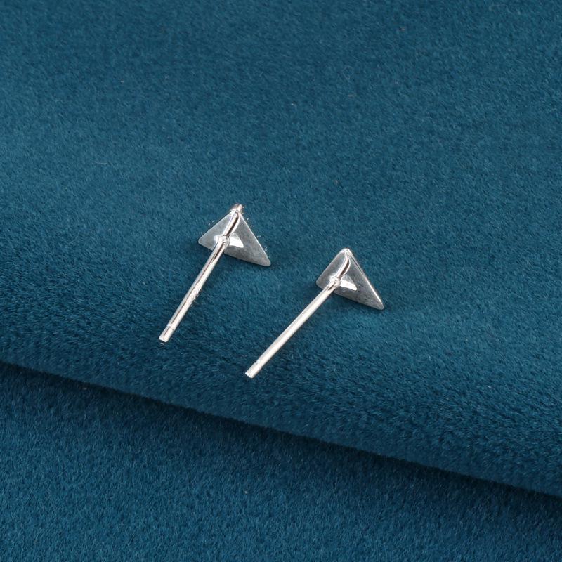 Elegant S925 Sterling Silver Crushed Ice Triangle Stud Earrings for Women, Minimalist Ins Style, Comfortable for Sleeping.