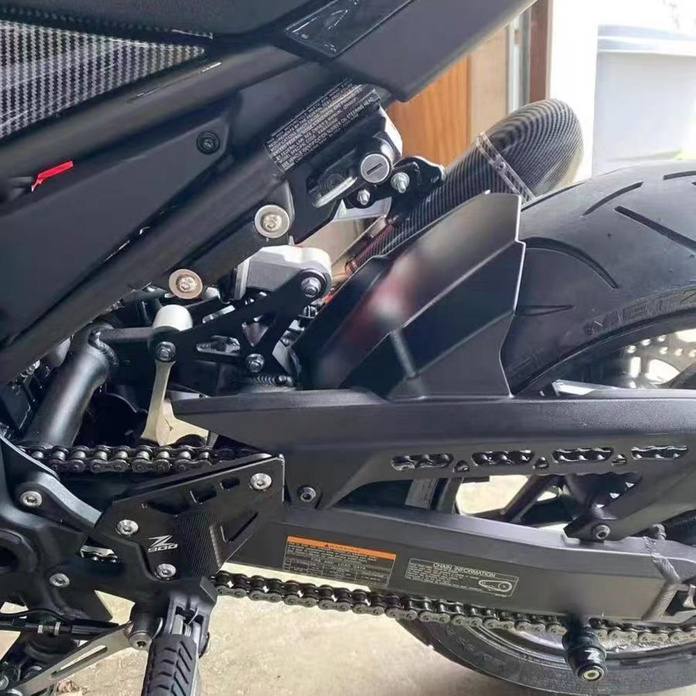 Motorcycle Accessories Aluminum Exhaust Hanger For Kawasaki Z900 ZR900 SE 2019-2024