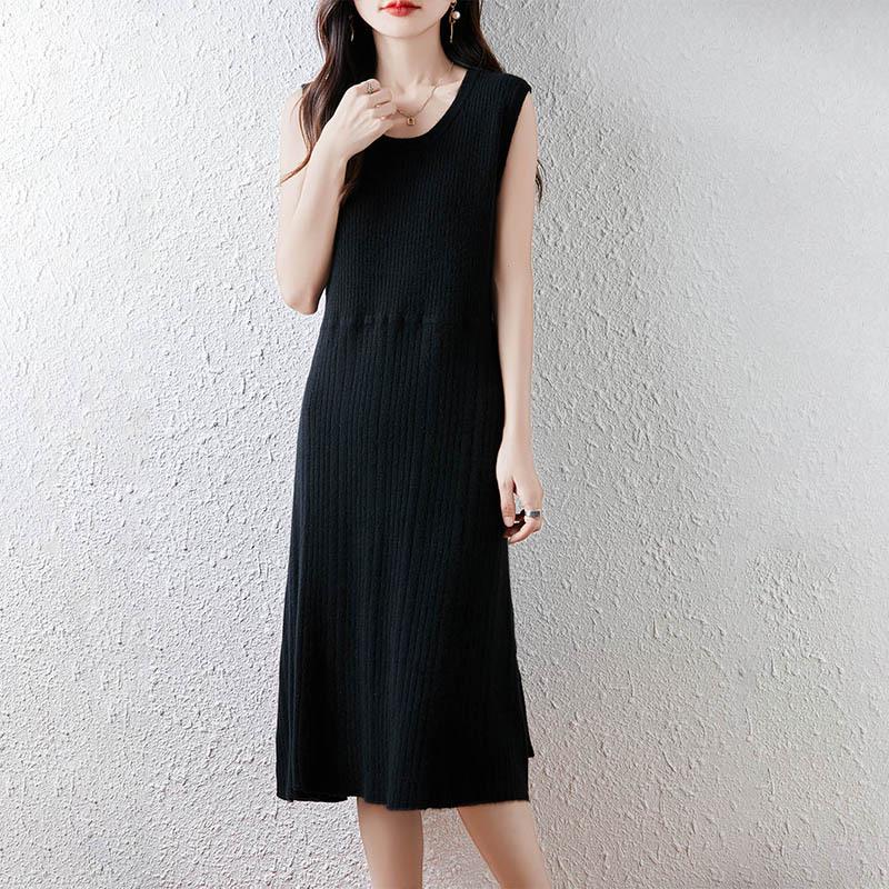 Autumn/Winter U-neck Waist-cinching Sleeveless 100% Pure Wool Vest Dress - Elegant, Fashionable, Slimming, Solid Color.