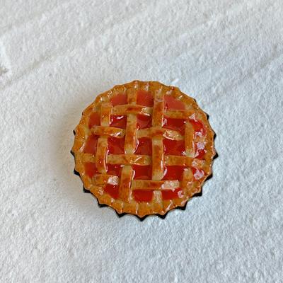 Simuliertes Lebensmittelspielzeug Köstliches Dessert Miniatur Apfelkuchen Dekorationsartikel Passend für 1:12/1:6 Puppenhaus Küchenornamente