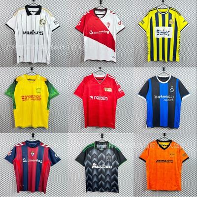 Mens Short Sleeve Soccer Jersey Fan Version 2627 Arsenal Nuremberg Koln Tenerife Oviedo Leeds United Training Shirt