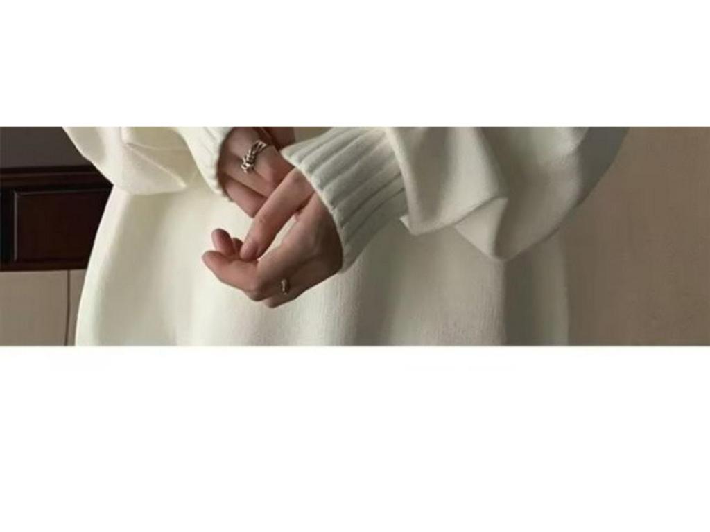 Men's White High-Neck Sweater - Cozy Oversized Knit Autumn/Winter Pullover Base Layer