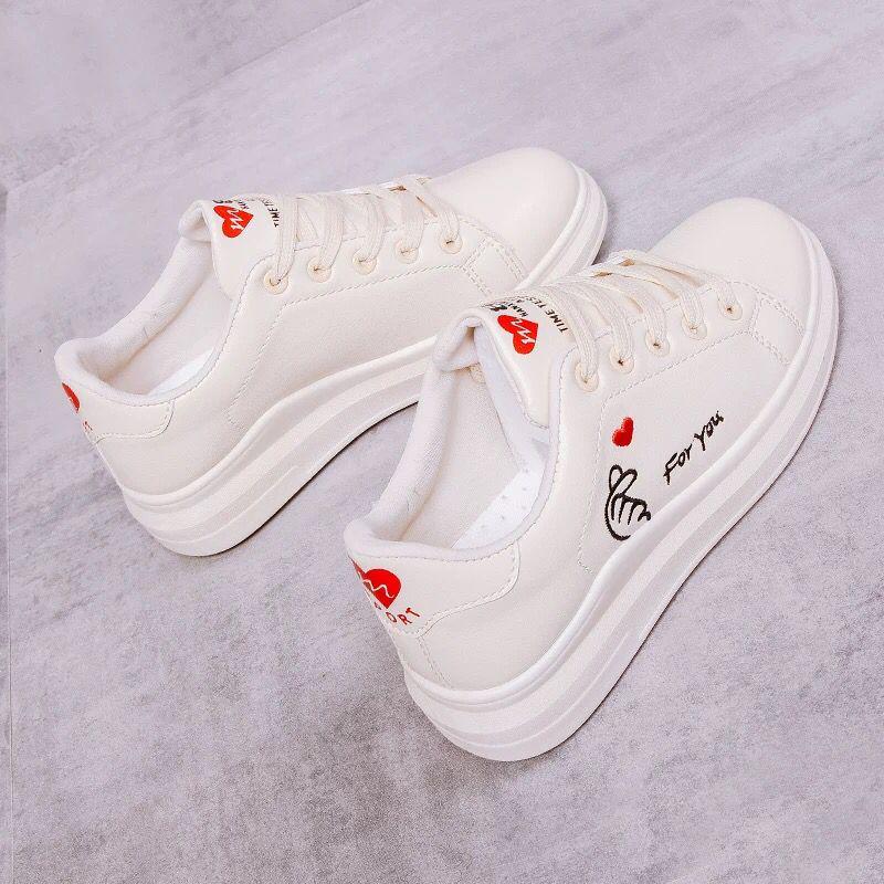 Women New  Canvas Shoes Outdoor Casual Flat Shoes Women Low Top Lightweight Breathabe Skateboard Shoes