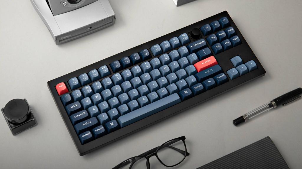 Keychron V3 Max QMK Wireless Custom Mechanical US RGB Hot Swappable Gateron Jupiter Mechanical with and Linux Keyboard, 2.4 GHz/Bluetooth 5.1/Wired