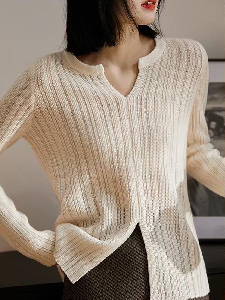 Women's Autumn/Winter Fine Wool Round Neck Hollow Stripe Long Sleeve Knitwear