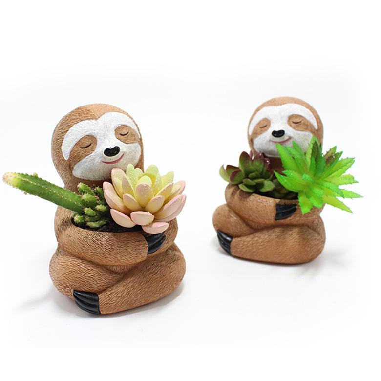 Resin Sloth Succulent Planter: Decorative Animal Flower Pot for Home and Garden.
