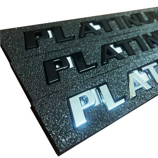 PLATINUM Logo: Ideal for Top-spec Sienna Platinum Version with Rear Badge and Trunk Logo In English.