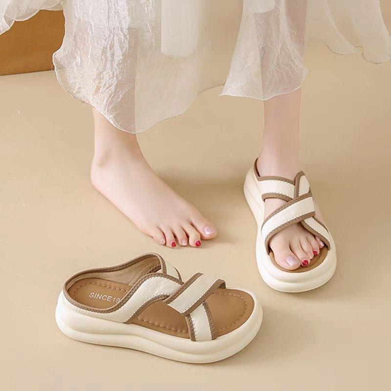 Hausschuhe Damen 2025 neu modisch vielseitig bequem Nischenriemen abriebfeste Muffinsohle Damen Sandalen