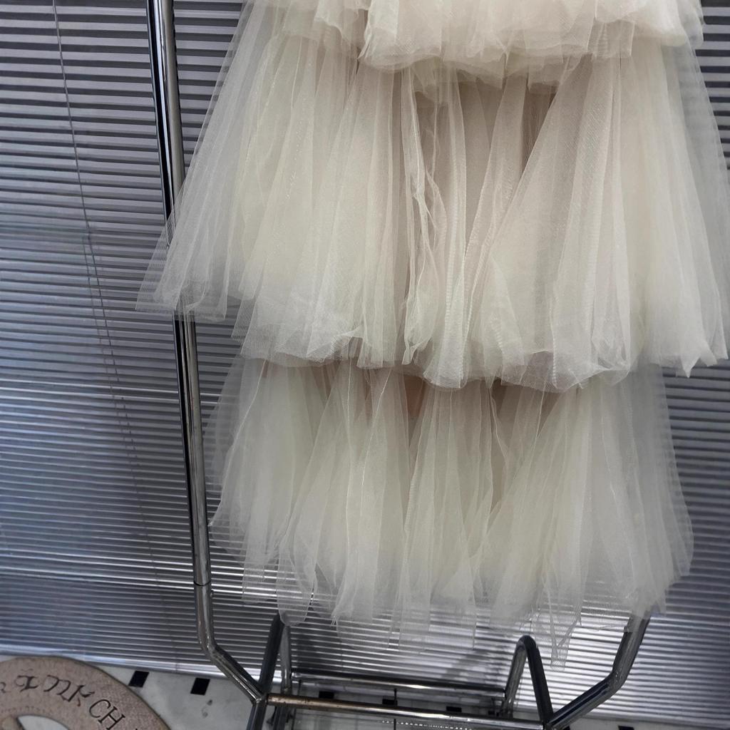 2025 Autumn/Winter Retro High-Waisted Slimming Layered Mesh Skirt