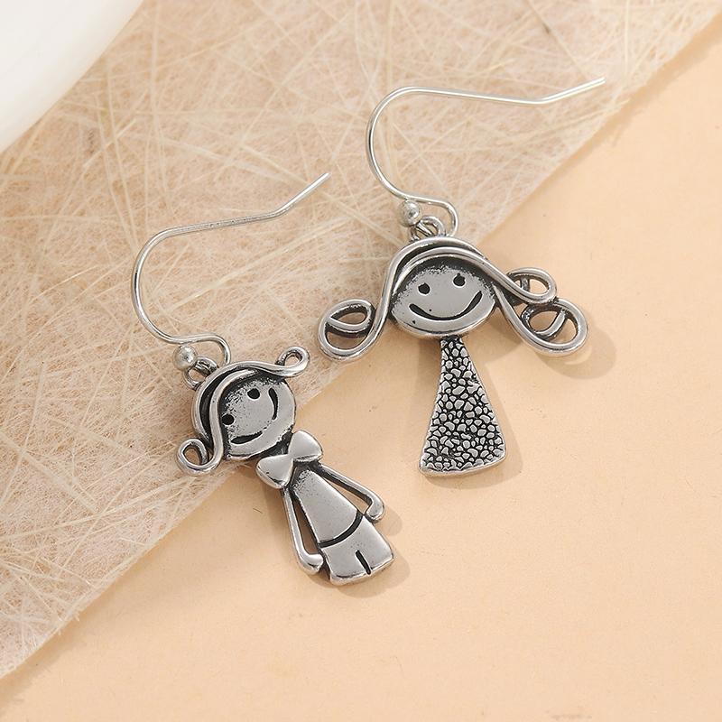 Vintage Silver Color Metal Carving Cute Small Couple Pattern Dangle Earrings for Women Jewelry