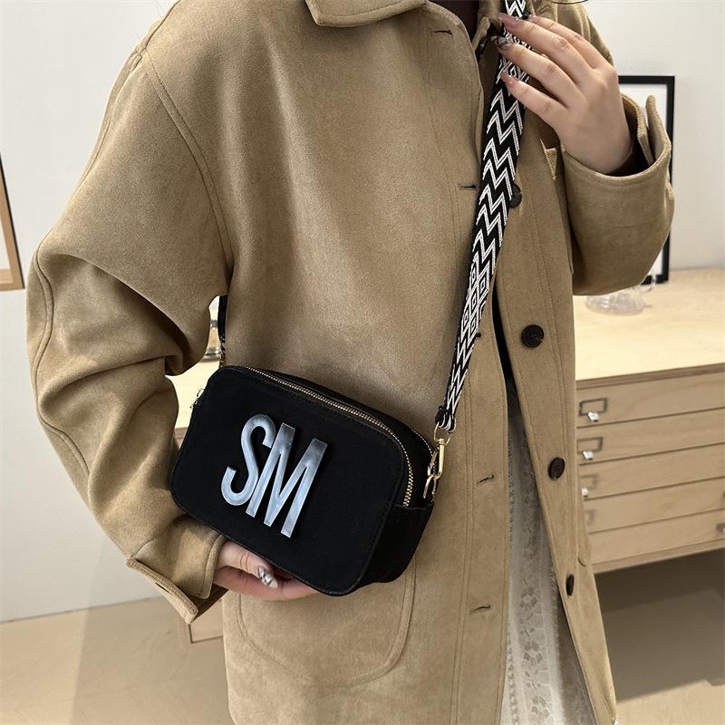 Personalized fashion trend women's bag casual versatile niche letter small square bag wide shoulder strap popular single shoulder messenger bag