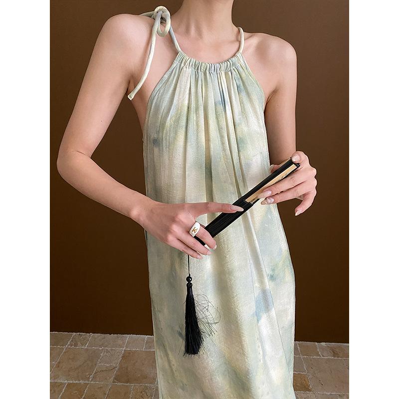 Oil Swoosh Stahovací šňůrka Neck Design Brzy na jaře