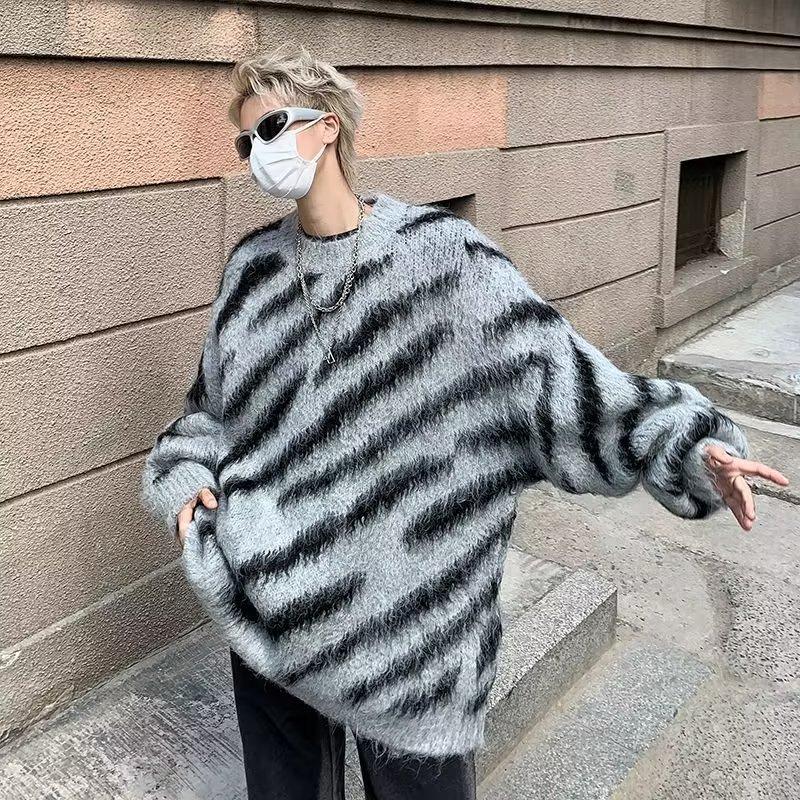 Нишевый асимметричный контрастный узор зебра свитшот с круглым вырезом мужской и женский зимний и осенний свободный вязаный свитшот тренд продвинутый XXL