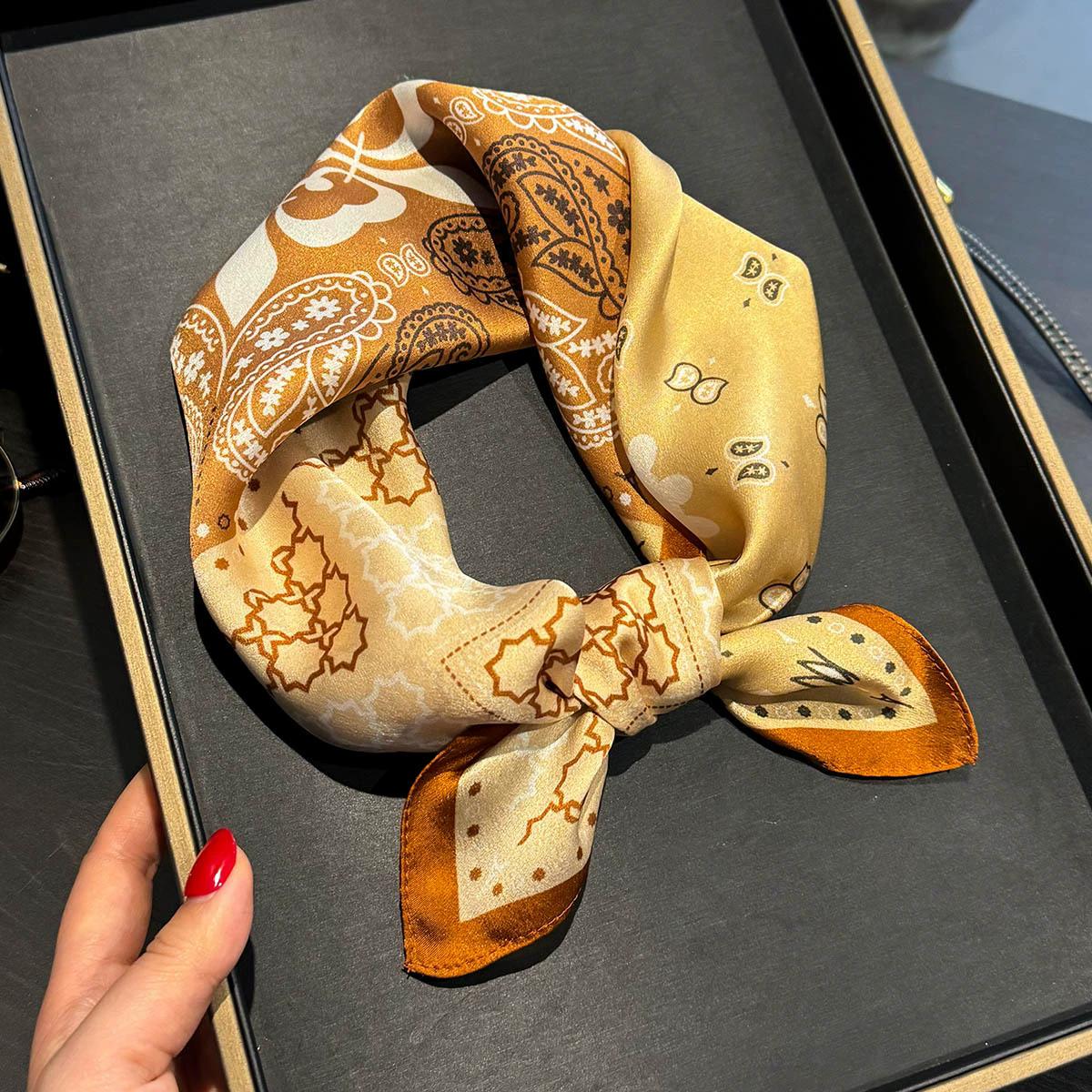 

Нова 100% Натуральна Шовкова Хустка Жіноча Бандана Квадратні Хустки Шарф Керчіф Шовковиця Мода Розкіш Висока Якість Хіджаб шаль Real Silk 53x53cm