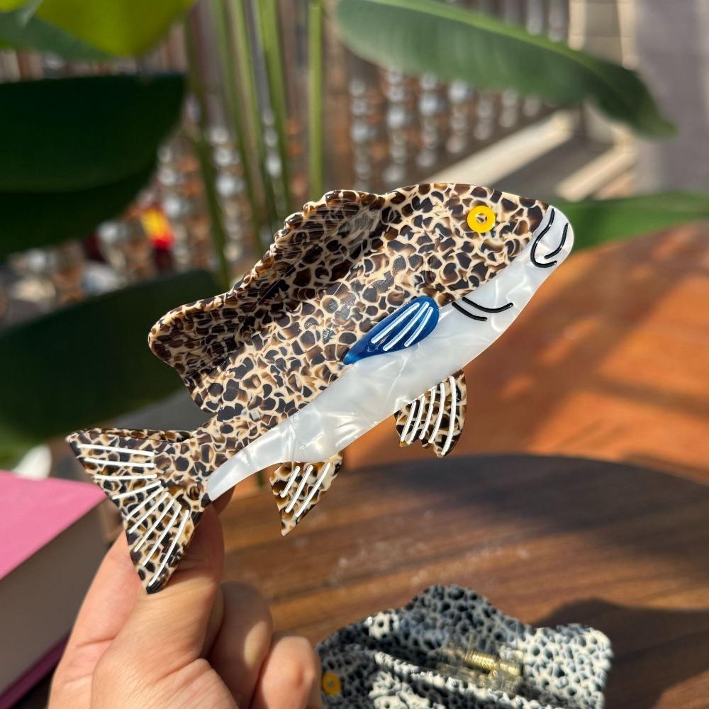 Noctilucent Sperm Whale Shark Clip Sweet Animal Hair Clip Work Acetate Fish Hair Claw  Gifts
