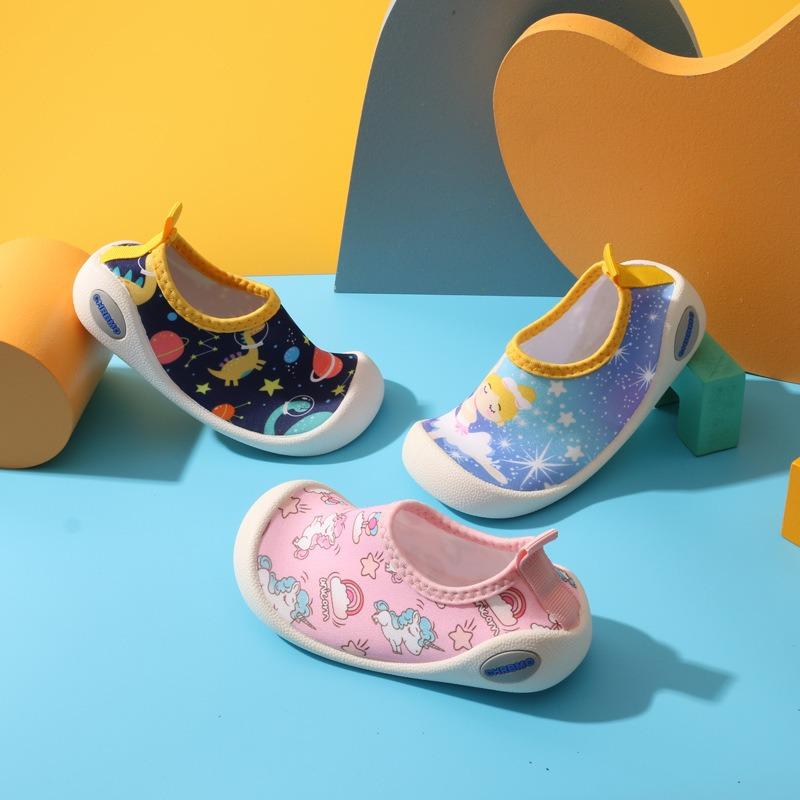 Scarpe da torrente per bambini scarpe da parco acquatico antiscivolo e anti-collisione calzini scarpe da spiaggia per neonati uomini e donne scarpe da rafting snorkeling per nuoto in acqua