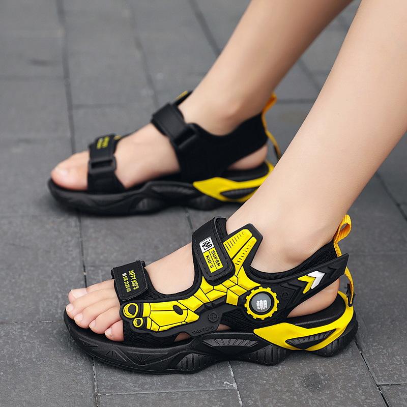 Children's sandals, boys' summer beach shoes, new non-slip, soft-soled, open-toe design, suitable for older children, athletic sandals