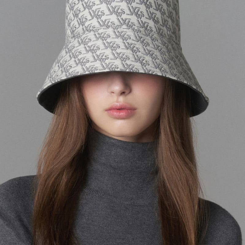 WHITE SANDS Symbol Logo Jacquard Reversible Bucket Hat Halvis (3 colors)