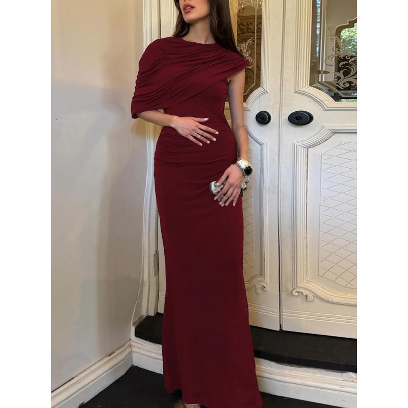 European and American Hot-selling Women's Clothing Spring New Fashion Slanted Shoulder Design Tight Hip-wrapped Pleated Irregular Dress