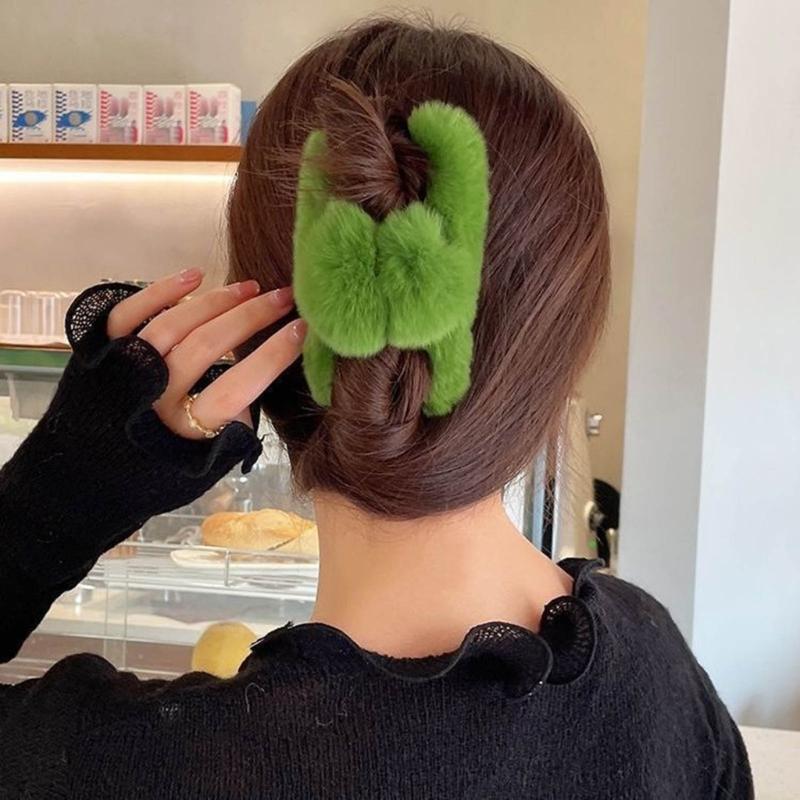 Lovely Hair Claw Clips Cute Hairpin Faux Furs Hair Clip Hair Accessories Fashion Hair Barrette for Women Girls Kids