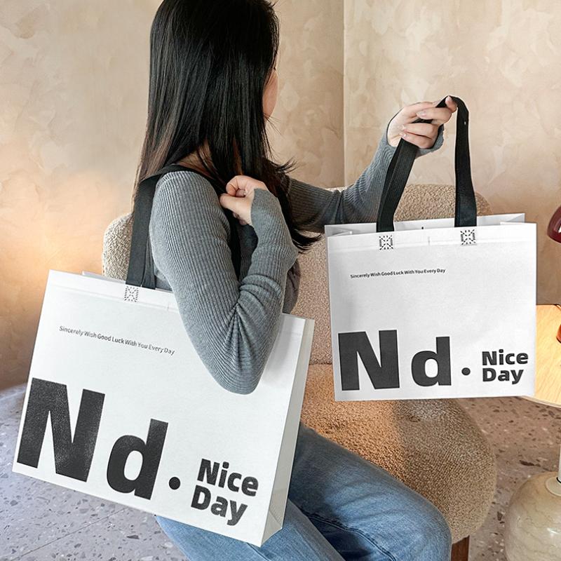 Clothing Store, New Styles, English Laminated Shopping Bags, Women's Handbags, Clothing Packaging Bags, Gift Bags