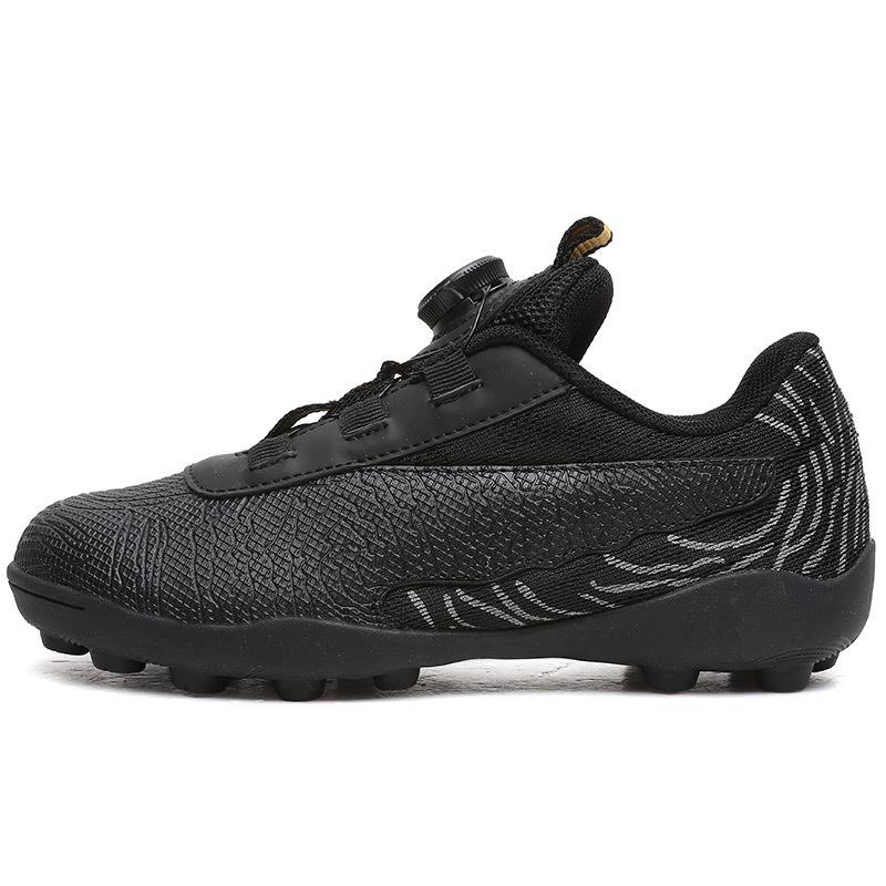 Elementary school students smash training nails low price spinning sneakers men's buttons World Cup football shoes girls