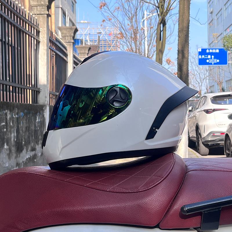 Motorcycle helmet full helmet men and women winter warm safety four seasons knight electric vehicle locomotive full