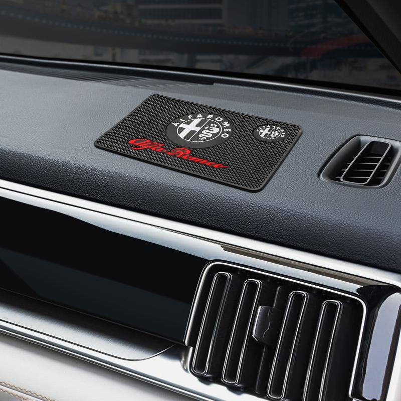 GMSBD1 Car Non-Slip Mat Auto Silicone Interior Dashboard Phone Anti-Slip Storage Mat Pads For Alfa Romeo Giulia Stelvio MiTo Giulietta