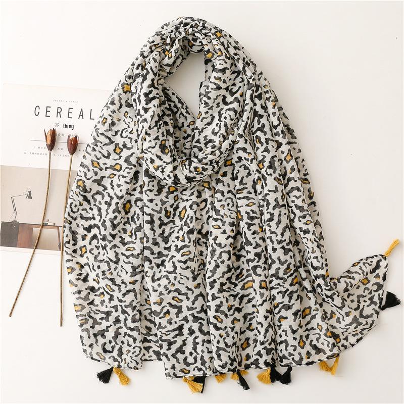 Yitao Women's Ethnic Cotton-Linen Scarf: Orange Wheat Ear Tassel Design, Ideal for Travel, Beach, or Shawl Use