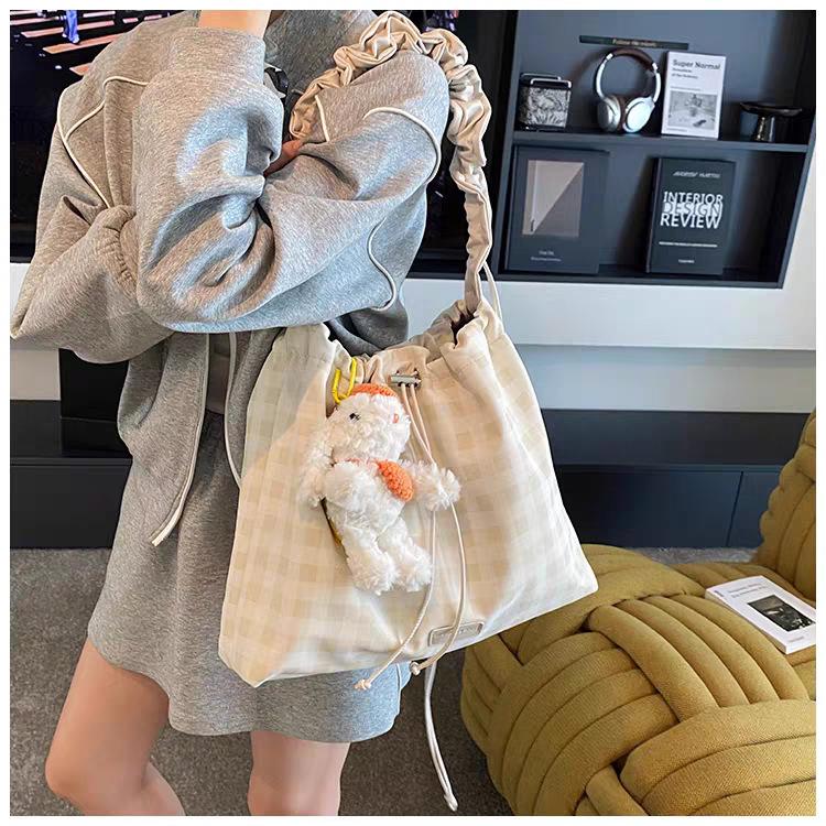 Small Niche Ins Plaid Armpit Bag Women's Fashionable All-match Tote Large-capacity Shoulder