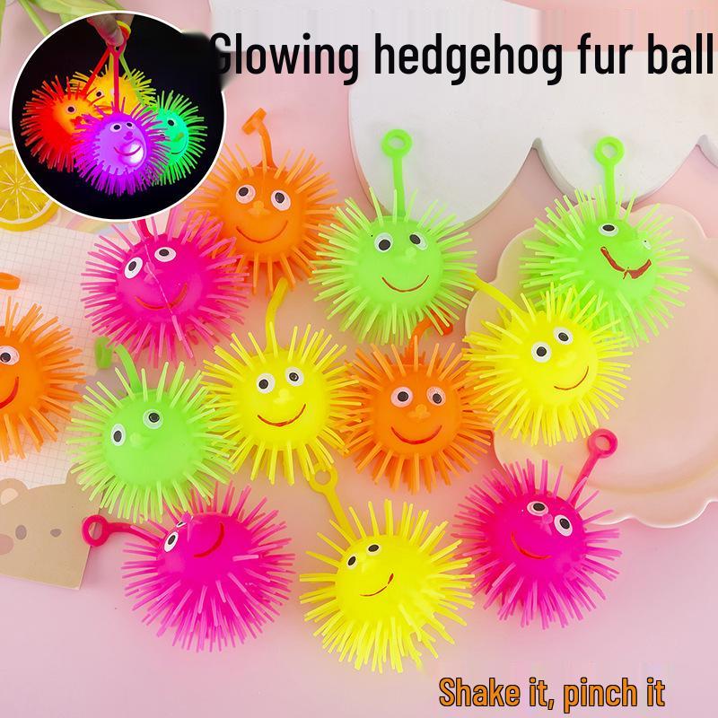 Yiwu Night Market Luminous Toys & Gifts Creative Stall