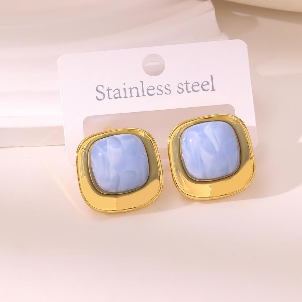 French Fashion Resin Cube 18k Stud Earrings for Women's Daily Wear