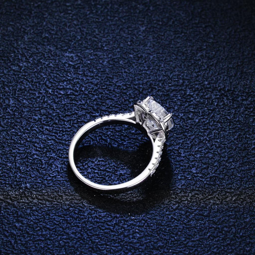 2 Carat D VVS GRA Certified Platinum Plated 925 Sterling Silver Moissanite Engagement Ring Women Heart Shape Classic Prong