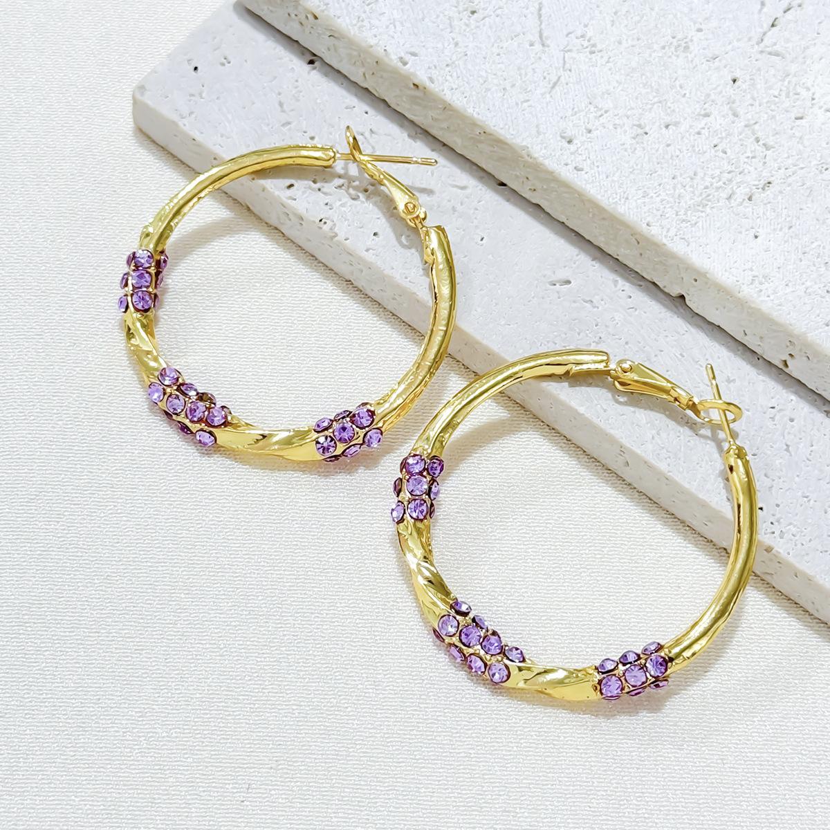 

Серьги геометрической формы с фиолетовыми бриллиантами, модные серьги высокого класса в стиле «темперамент», новые универсальные серьги.