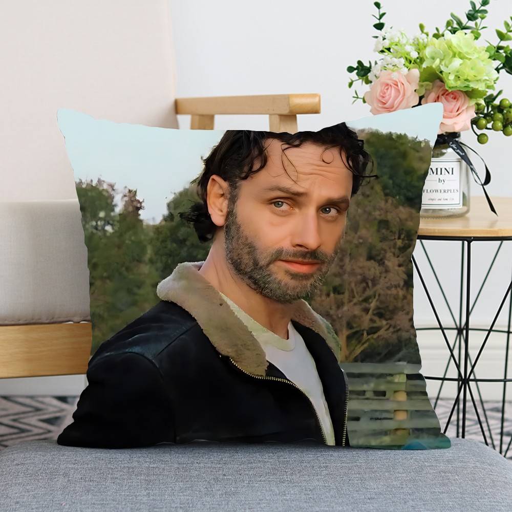 TV VThe Walking Dead Throw Pillow Covers Pattern Cushion Cover Suitable For Sofa Bedroom Car Pillow Cover