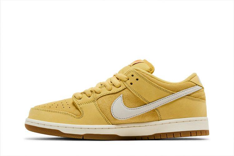 Nike SB Dunk Low Saturn Gold