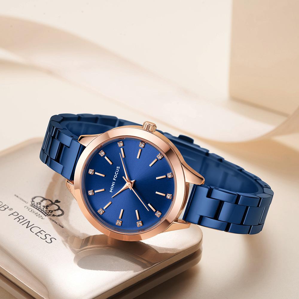 Leichter Luxus Diamantenbesetzte Damenuhr  Einfaches Stahlband Wasserdichte Damenuhr