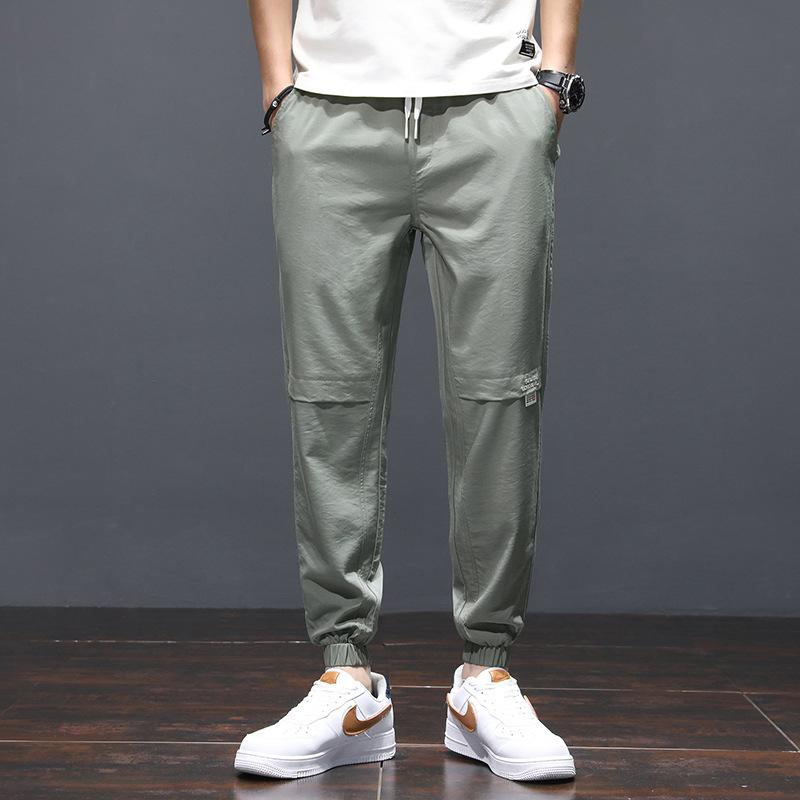 

Повседневные мужские брюки: молодежные и тонкие эластичные весенние однотонные брюки.. Повседневные мужские брюки 38