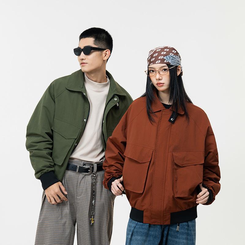 2025 Høst/Vinter Nye Jakker for Unge Menn Kuldebestandige Motejakker Ståkrage Topper Herre Varm Arbeidsbekledning med Plysj