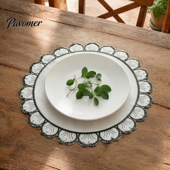 Retro Sunflower Lace Coasters Flower Shaped Placemat with Embroidered Pattern, Pastoral Style for Dining Table, Exquisite Table Covers Heat Resistant