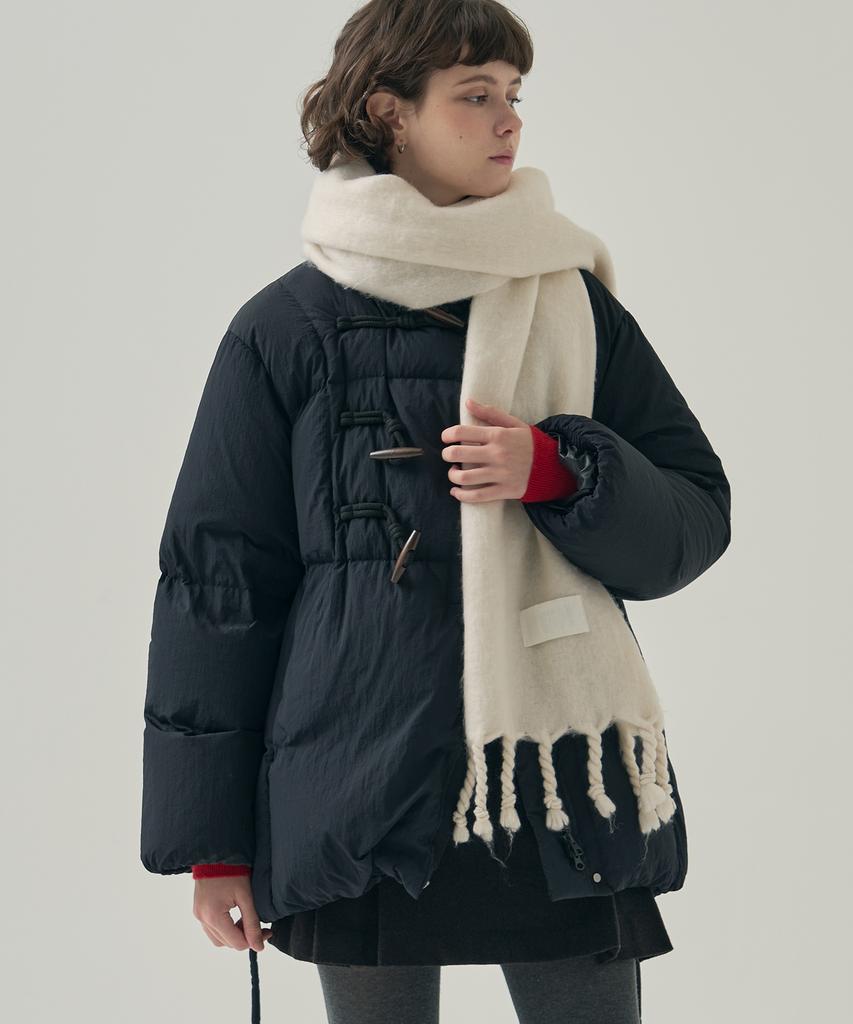 Deuloupisumeon Bold Knotted Long Muffler [Black]