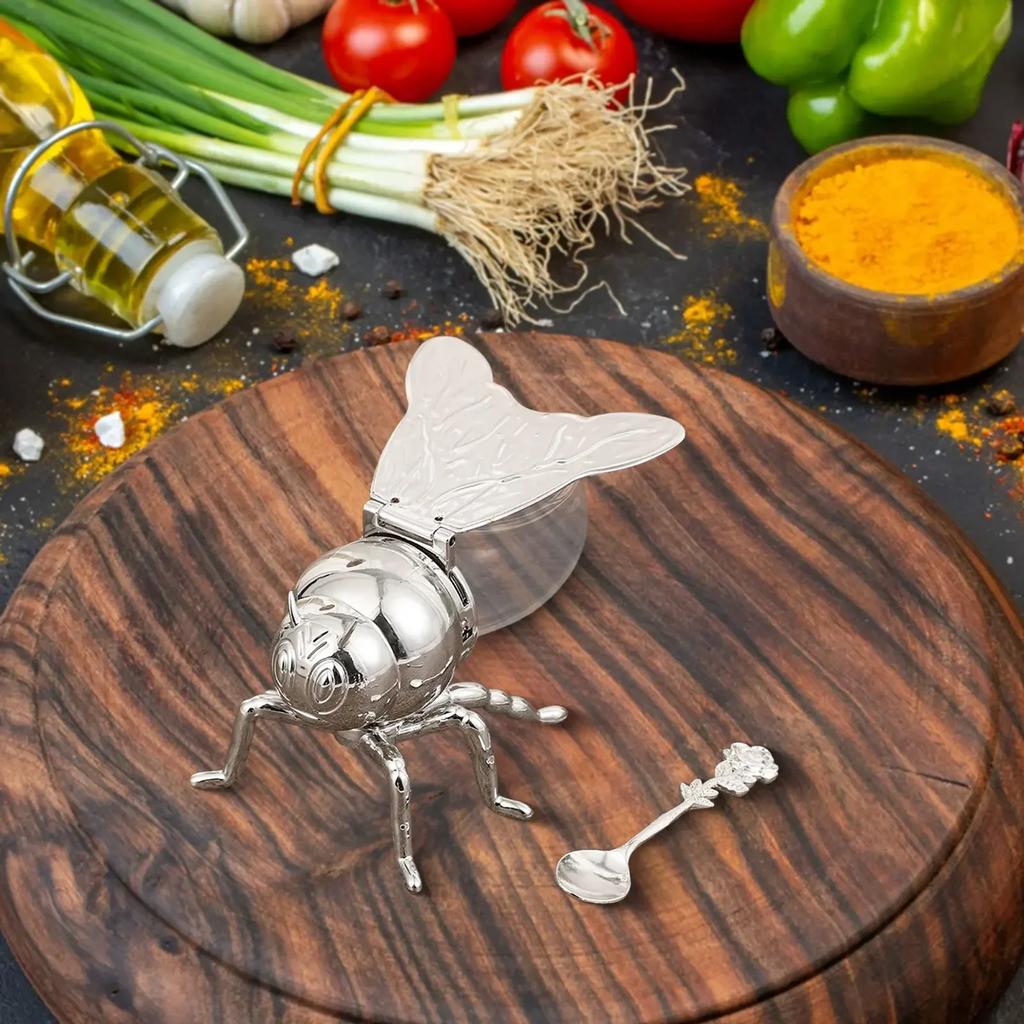 Creative Cartoon Bee Shaped Seasoning Jar Honey Pot with Spoon for Kitchen Decor Festive Parties Condiments Oil Storage Holder
