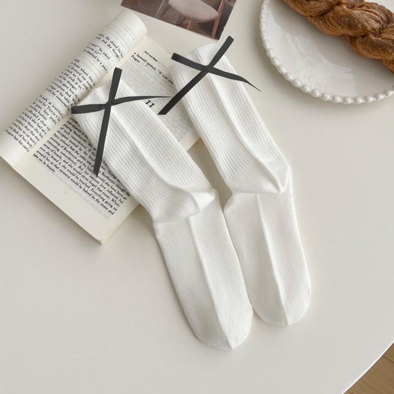 

Zhuji Women s Milk White Bowknot Mid-Calf Scrunched Socks - Japanese Style for Spring and Autumn One Size