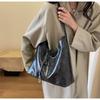 Retro High-end Sense Fashion Large-capacity Bag Women's New Versatile Wasteland Wind Tote Bag Shoulder Bag