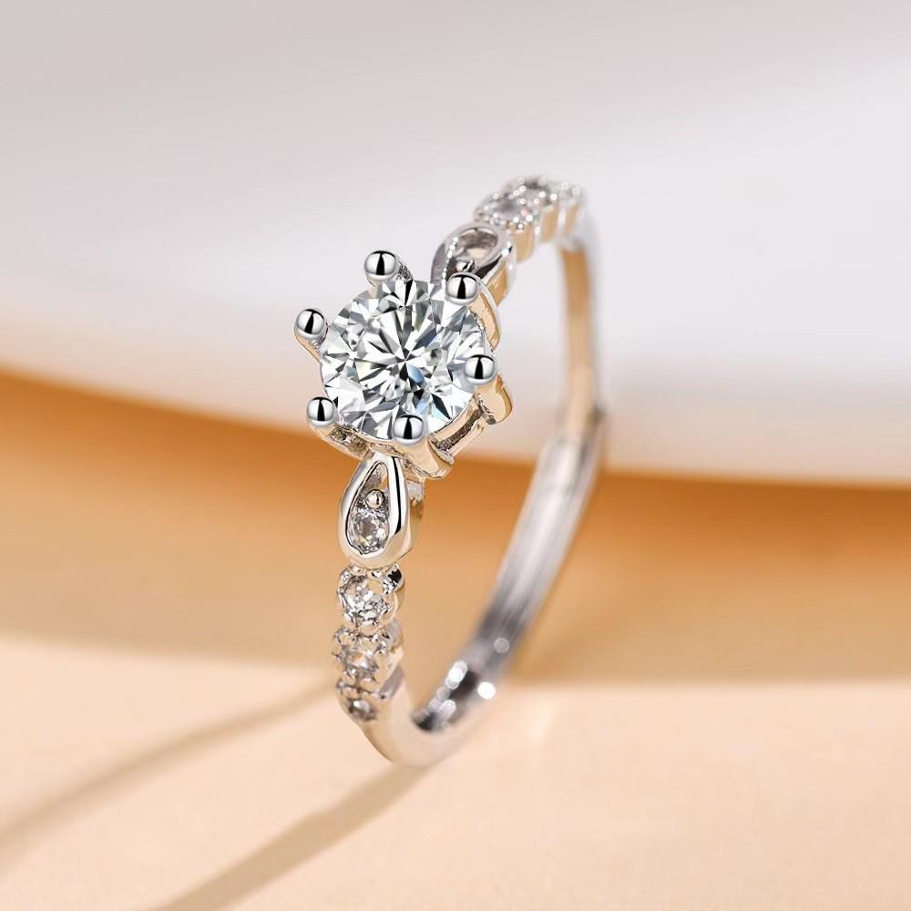 TikTok Influencer Inspired Moissanite Six-Prong Wedding Ring for Women - One Carat Jewelry