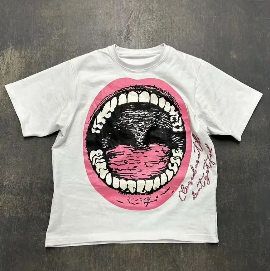 

Summer New Pure Cotton Cartoon Lips Printed Pattern T Shirt Hip Hop Anime Loose Fashion Couple Round Neck Y2K Street Leisure Top 4XL